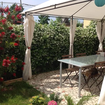 Bed and Breakfast Hobo 4*
